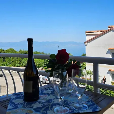 Apartment In Njivice/insel Krk 13239